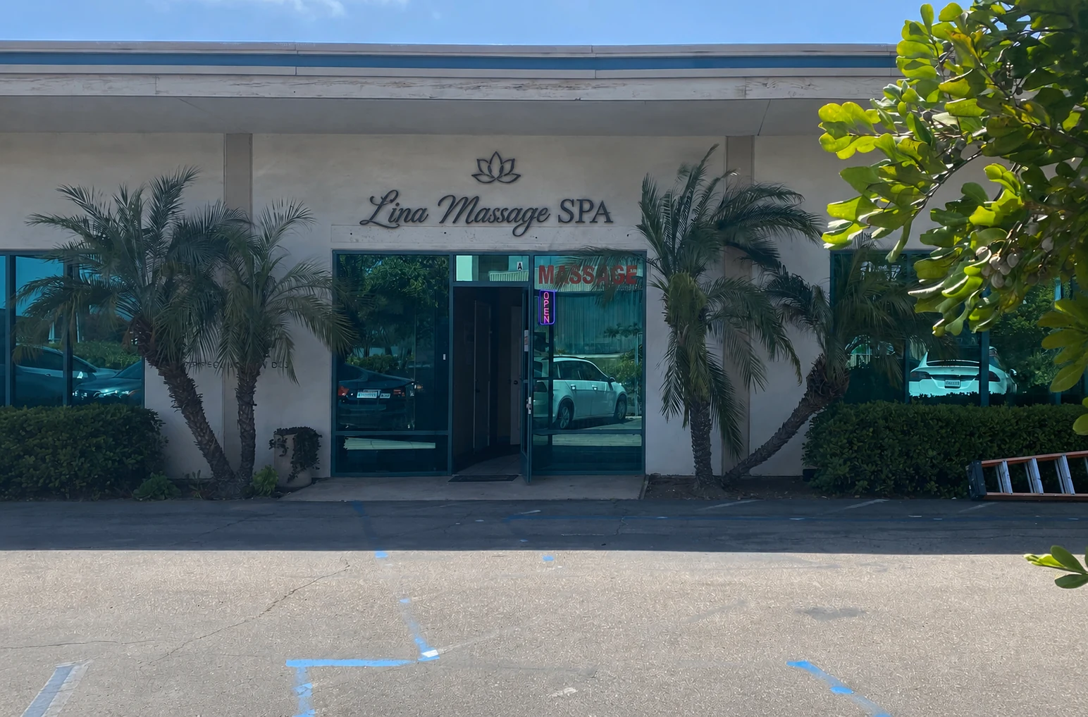 Lina Massage Spa front entrance with Lina Massage SPA sign in Kearny Mesa